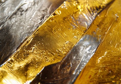 烫金工艺是真金吗？电化铝与黄金箔工艺深度揭秘